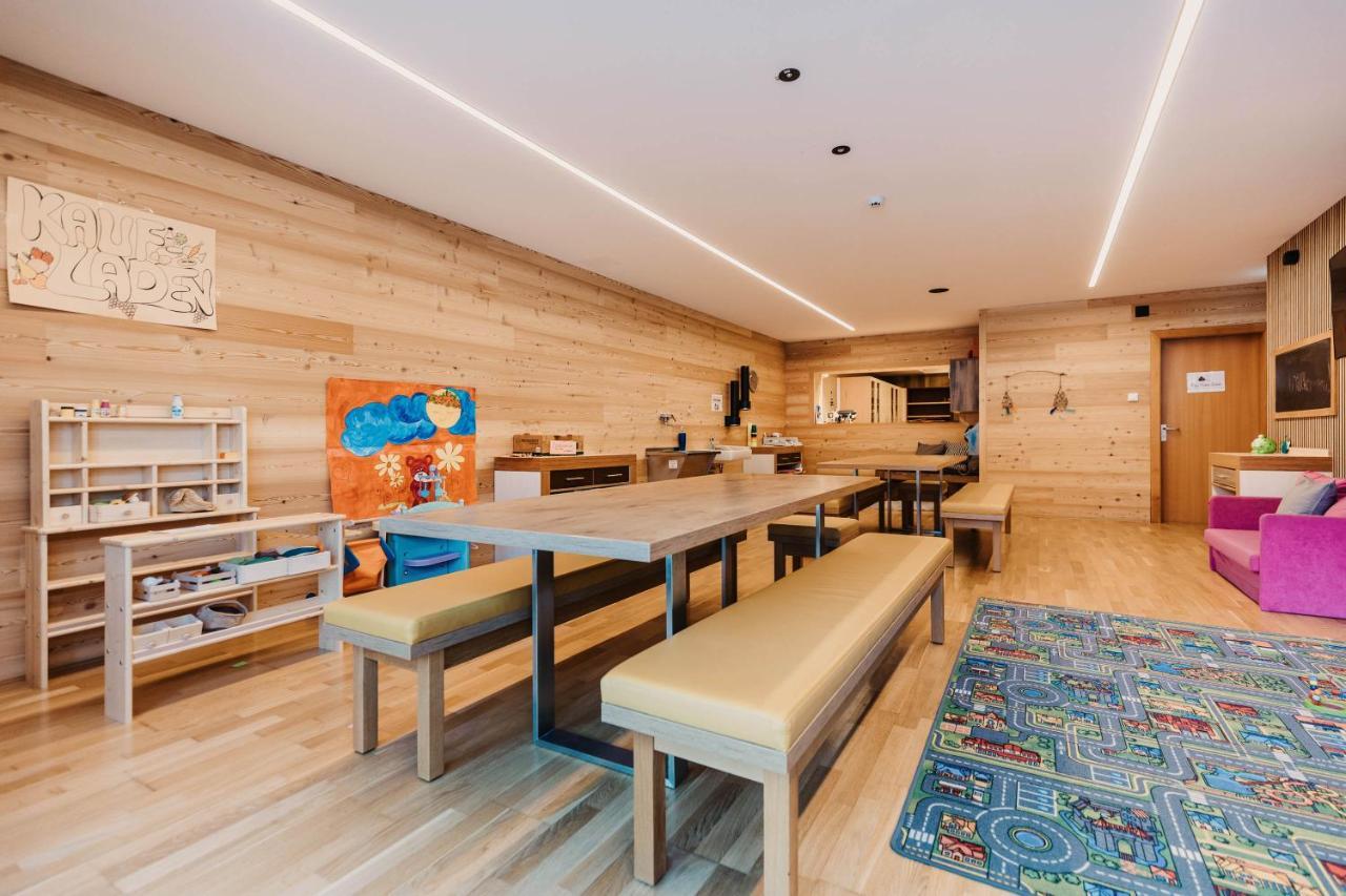 Hofgut Apartment & Lifestyle Resort Wagrain Bagian luar foto
