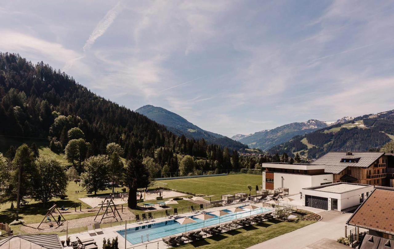 Hofgut Apartment & Lifestyle Resort Wagrain Bagian luar foto